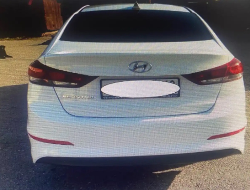 Бампер задний на Hyundai Elantra